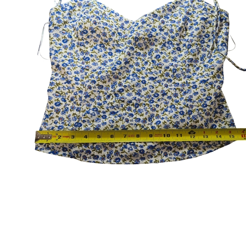 Jun & Ivy Floral Blue and White Camisole Top Size M - Picture 4 of 7